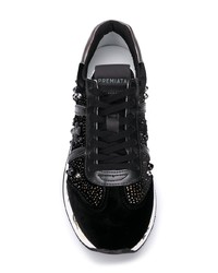 Sneakers basse in pelle scamosciata stampate nere di White Premiata