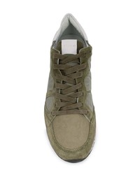 Sneakers basse in pelle scamosciata stampate verde oliva di Philippe Model