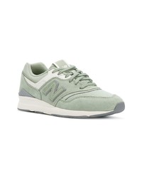 Sneakers basse in pelle scamosciata verde menta di New Balance