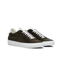 Sneakers basse in pelle scamosciata verde oliva di Givenchy