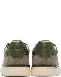 Sneakers basse in pelle scamosciata verde oliva di Coach 1941