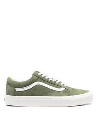 Sneakers basse in pelle scamosciata verde oliva di Vans