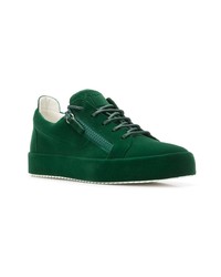 Sneakers basse in pelle scamosciata verde scuro di Giuseppe Zanotti Design