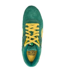 Sneakers basse in pelle scamosciata verdi di Puma
