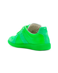 Sneakers basse in pelle scamosciata verdi di Maison Margiela