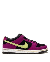 Sneakers basse in pelle scamosciata viola melanzana di Nike
