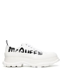 Sneakers basse in pelle stampate bianche e nere di Alexander McQueen