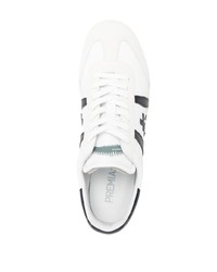 Sneakers basse in pelle stampate bianche e nere di Premiata