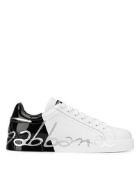 Sneakers basse in pelle stampate bianche e nere di Dolce & Gabbana