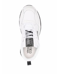 Sneakers basse in pelle stampate bianche e nere di VERSACE JEANS COUTURE