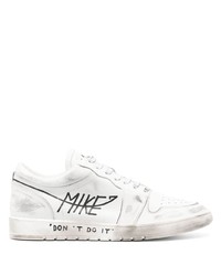 Sneakers basse in pelle stampate bianche di MIKE