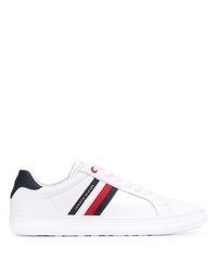 Sneakers basse in pelle stampate bianche di Tommy Hilfiger