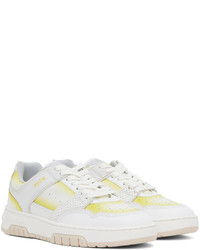 Sneakers basse in pelle stampate gialle di MSGM