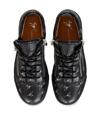 Sneakers basse in pelle stampate nere e bianche di Giuseppe Zanotti