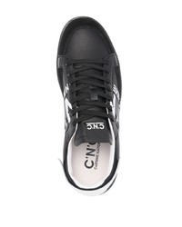 Sneakers basse in pelle stampate nere e bianche di costume national contemporary