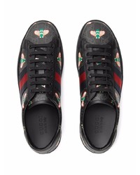 Sneakers basse in pelle stampate nere di Gucci