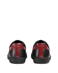 Sneakers basse in pelle stampate nere di Gucci