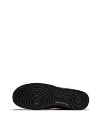 Sneakers basse in pelle stampate nere di Nike