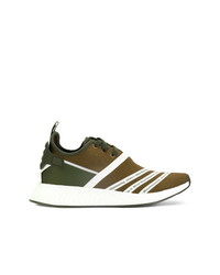 Sneakers basse in pelle verde oliva di Adidas By White Mountaineering