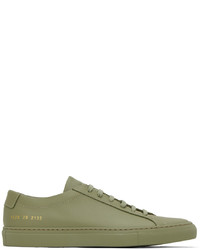 Sneakers basse in pelle verde oliva di Common Projects