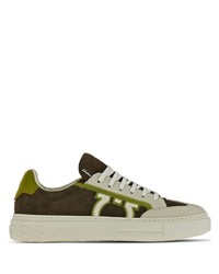 Sneakers basse in pelle verde oliva di Ferragamo
