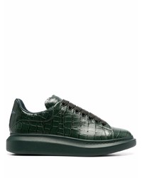 Sneakers basse in pelle verde scuro di Alexander McQueen