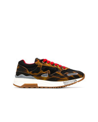 Sneakers basse leopardate multicolori di Versace