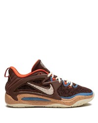 Sneakers basse marrone scuro di Nike