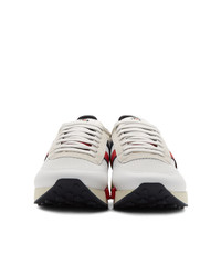 Sneakers basse stampate bianche di Moncler