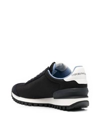 Sneakers basse stampate blu scuro di Emporio Armani