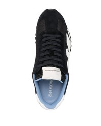 Sneakers basse stampate blu scuro di Emporio Armani