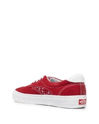 Sneakers basse stampate rosse di Vans