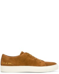 Sneakers basse terracotta di Common Projects