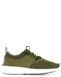 Sneakers basse verde oliva di Nike