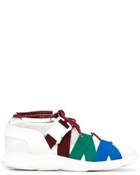 Sneakers bianche di Christopher Kane
