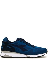 Sneakers blu scuro di Diadora
