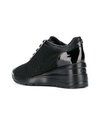 Sneakers con zeppa di tela nere di Geox
