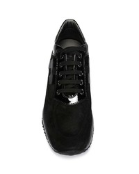 Sneakers con zeppa in pelle scamosciata nere di Hogan