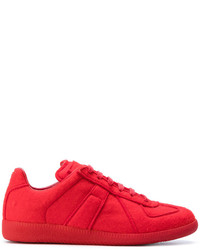 Sneakers geometriche rosse di Maison Margiela