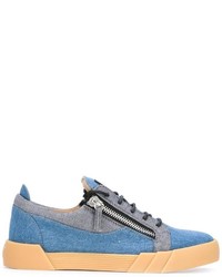 Sneakers in pelle azzurre di Giuseppe Zanotti Design