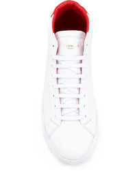 Sneakers in pelle bianche di Givenchy