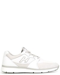 Sneakers in pelle bianche di Hogan