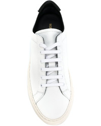 Sneakers in pelle bianche di Common Projects