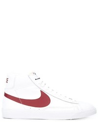 Sneakers in pelle bianche di Nike