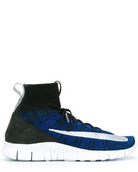 Sneakers in pelle blu scuro di Nike