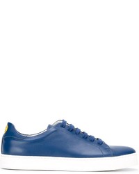 Sneakers in pelle blu di Anya Hindmarch