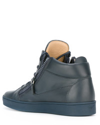 Sneakers in pelle blu di Giuseppe Zanotti Design