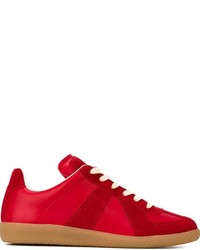Sneakers in pelle geometriche rosse di Maison Margiela