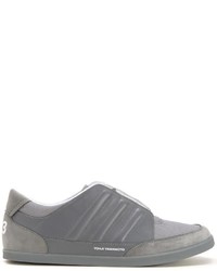 Sneakers in pelle grigie di Y-3