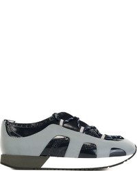 Sneakers in pelle grigio scuro di Emporio Armani